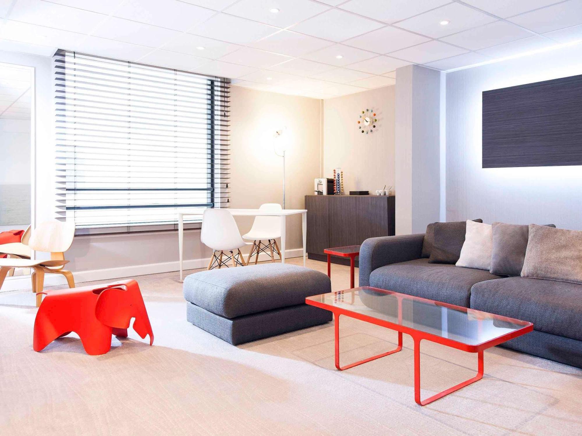 Novotel Paris Rueil Malmaison Eksteriør bilde